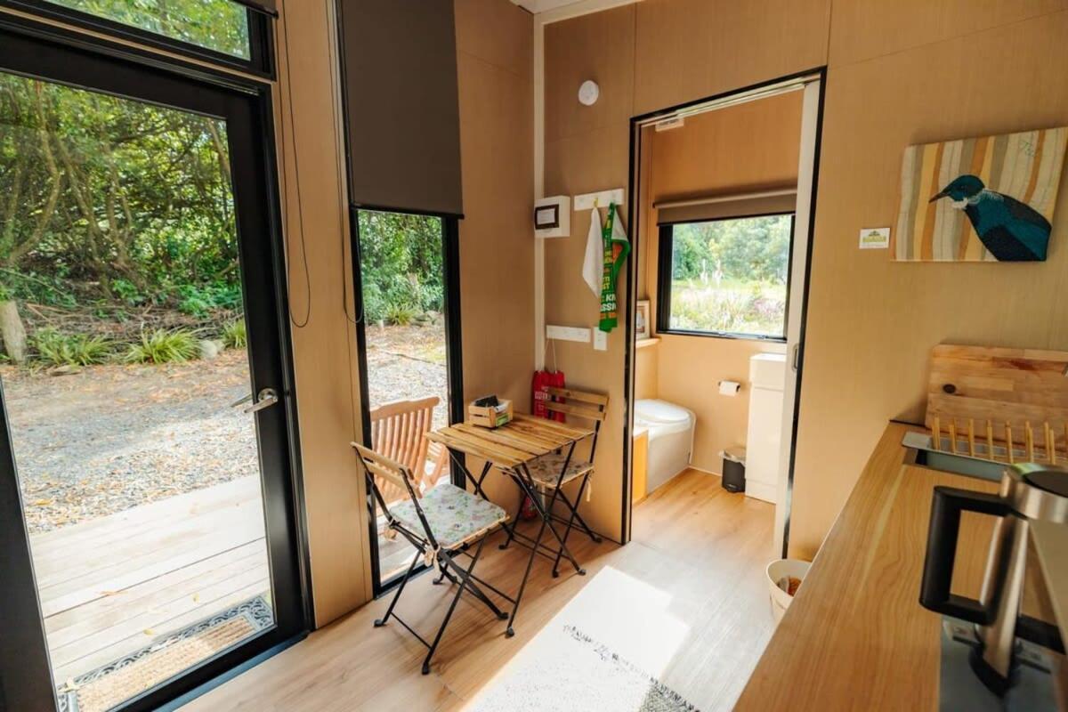 Pekapeka Tiny House Vila Owaka Exterior foto